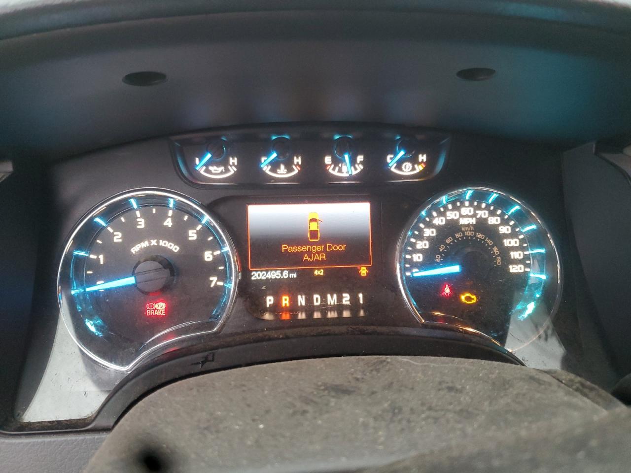 FORD F-150 SUPER CAB