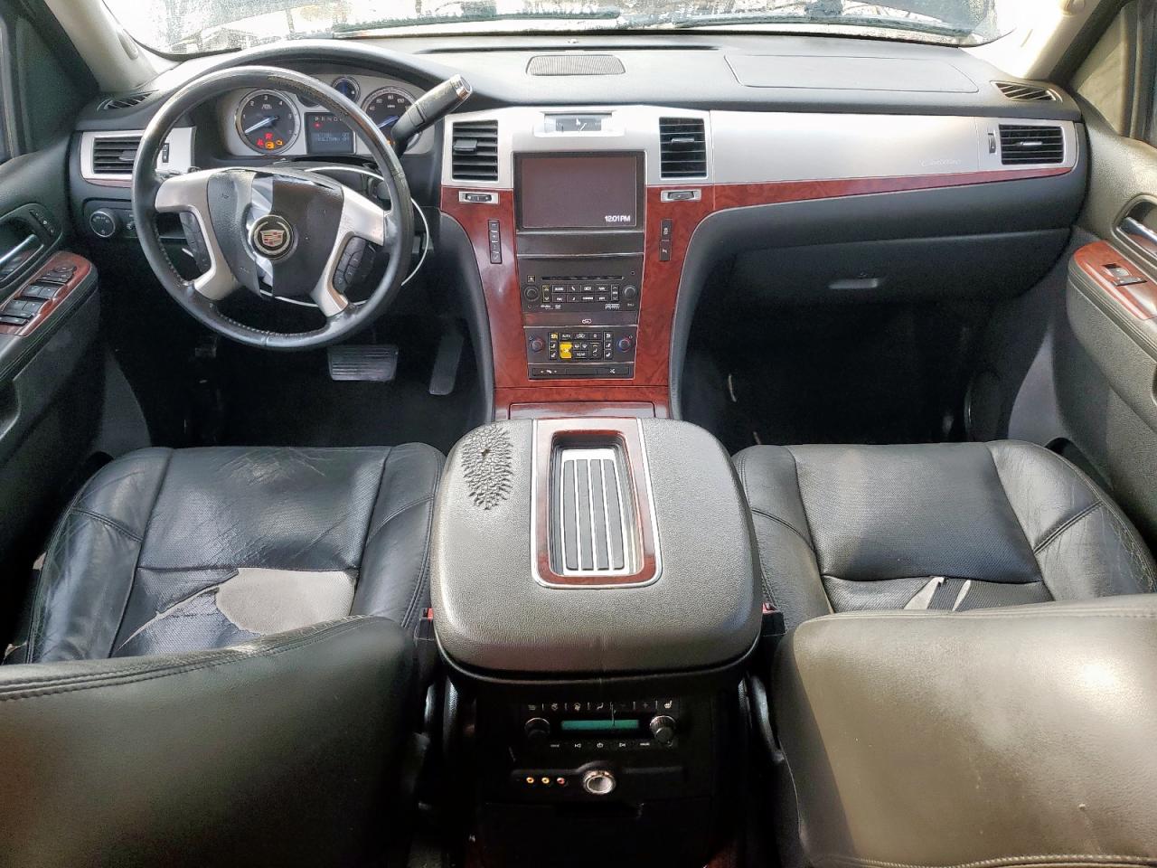 CADILLAC ESCALADE ESV PREMIUM