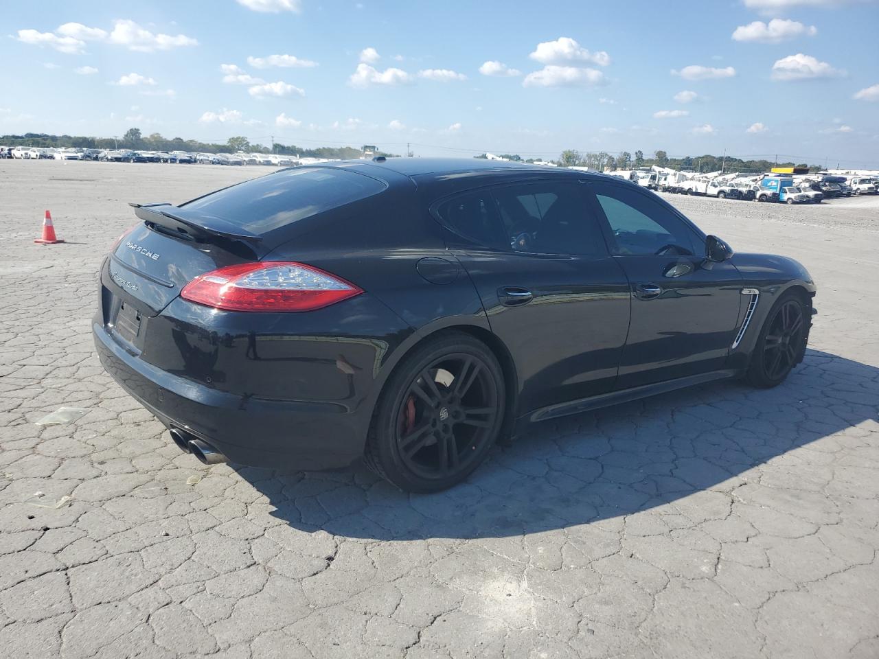 PORSCHE PANAMERA TURBO