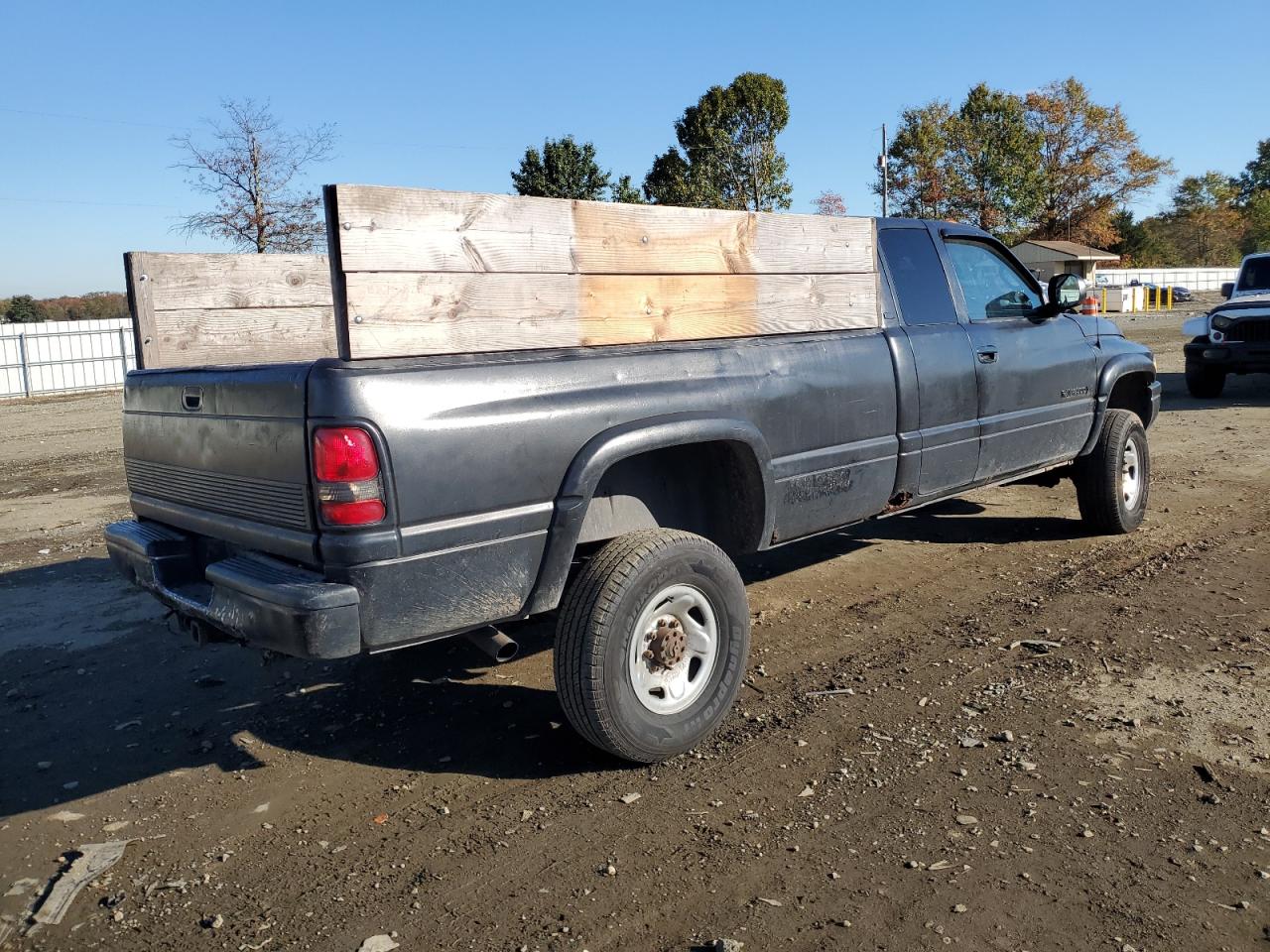 Lot #3273805361 2001 DODGE RAM 2500