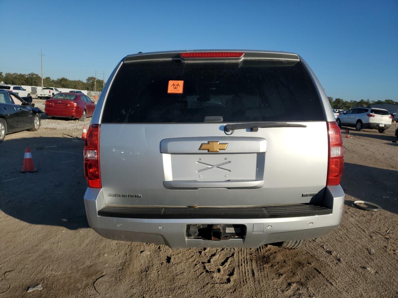 CHEVROLET SUBURBAN C1500 LT