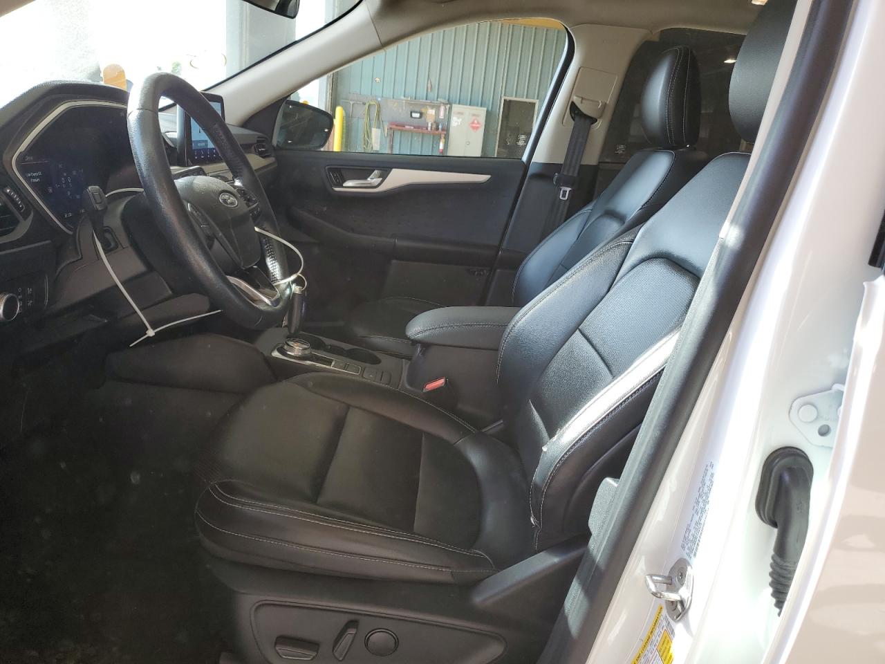 FORD ESCAPE SE SPORT