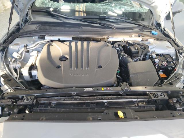 2025 VOLVO V60 CROSS YV4L12WK5S2148051