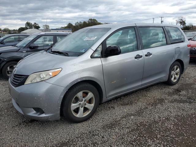 2013 TOYOTA SIENNA #3312321769