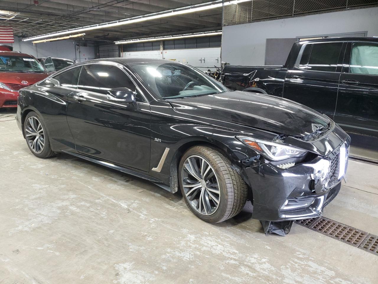 INFINITI Q60 PREMIUM