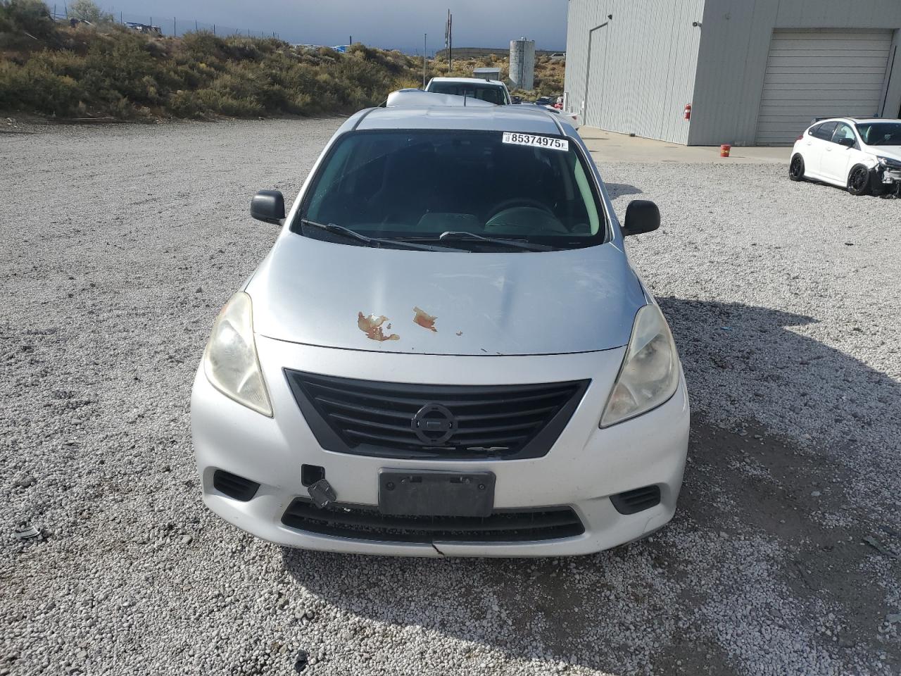 NISSAN VERSA S