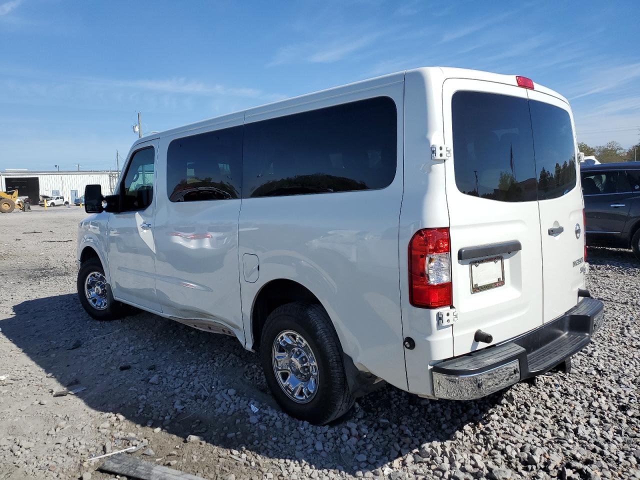 NISSAN NV3500 3500 S