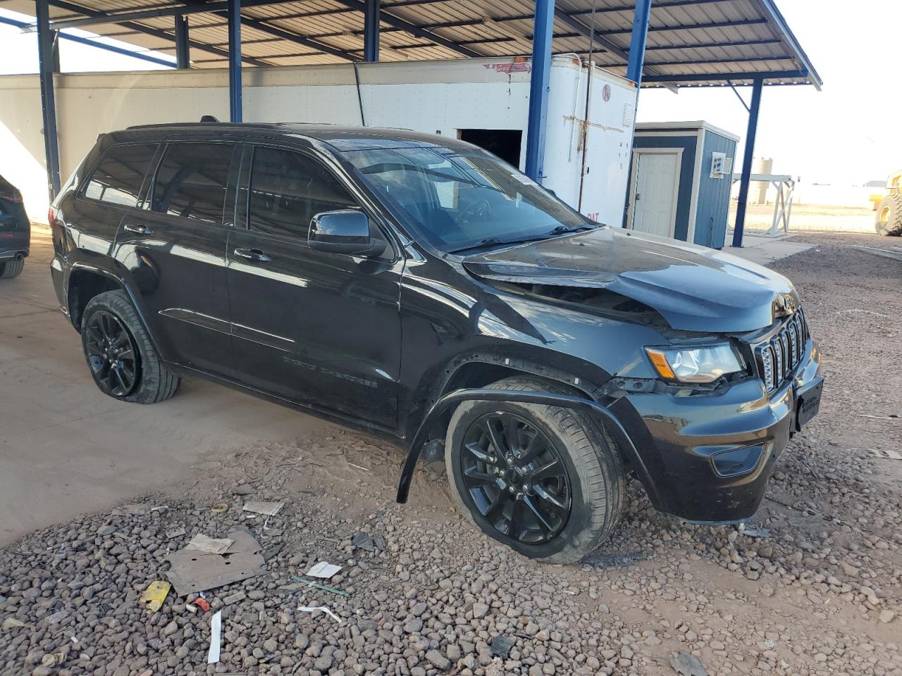 JEEP GRAND CHEROKEE LAREDO