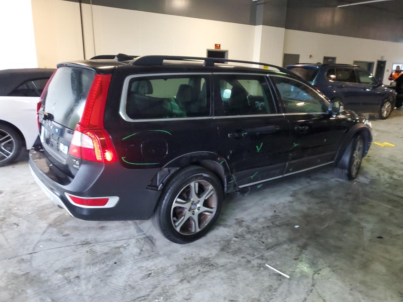 VOLVO XC70 T6