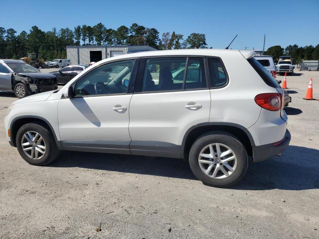 2011 VOLKSWAGEN TIGUAN S - WVGAV7AX8BW525930