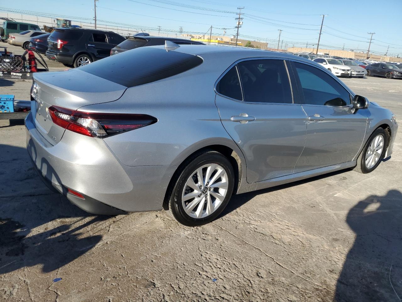 TOYOTA CAMRY LE