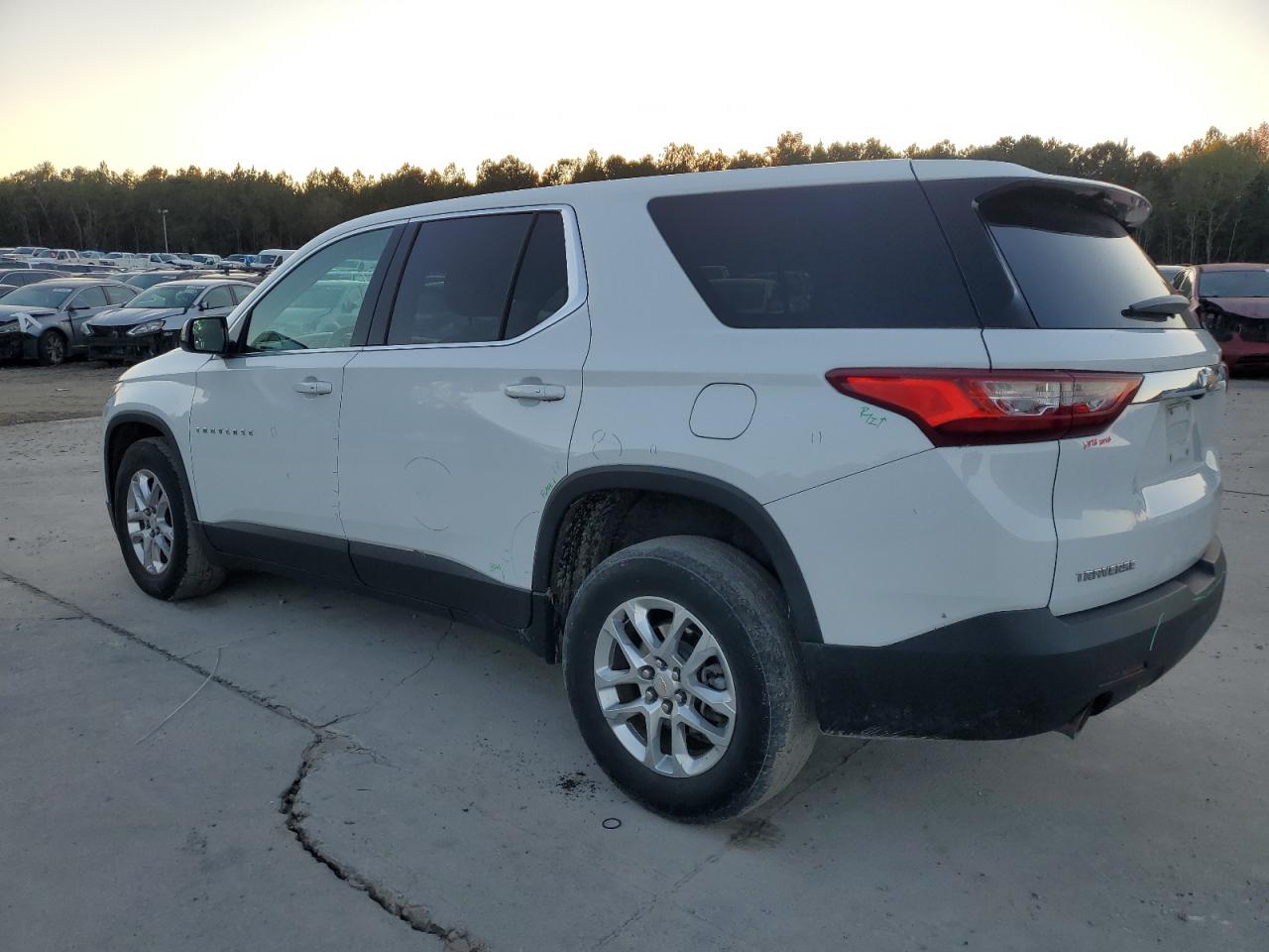 CHEVROLET TRAVERSE LS