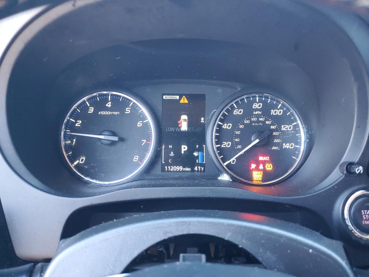 MITSUBISHI OUTLANDER SE