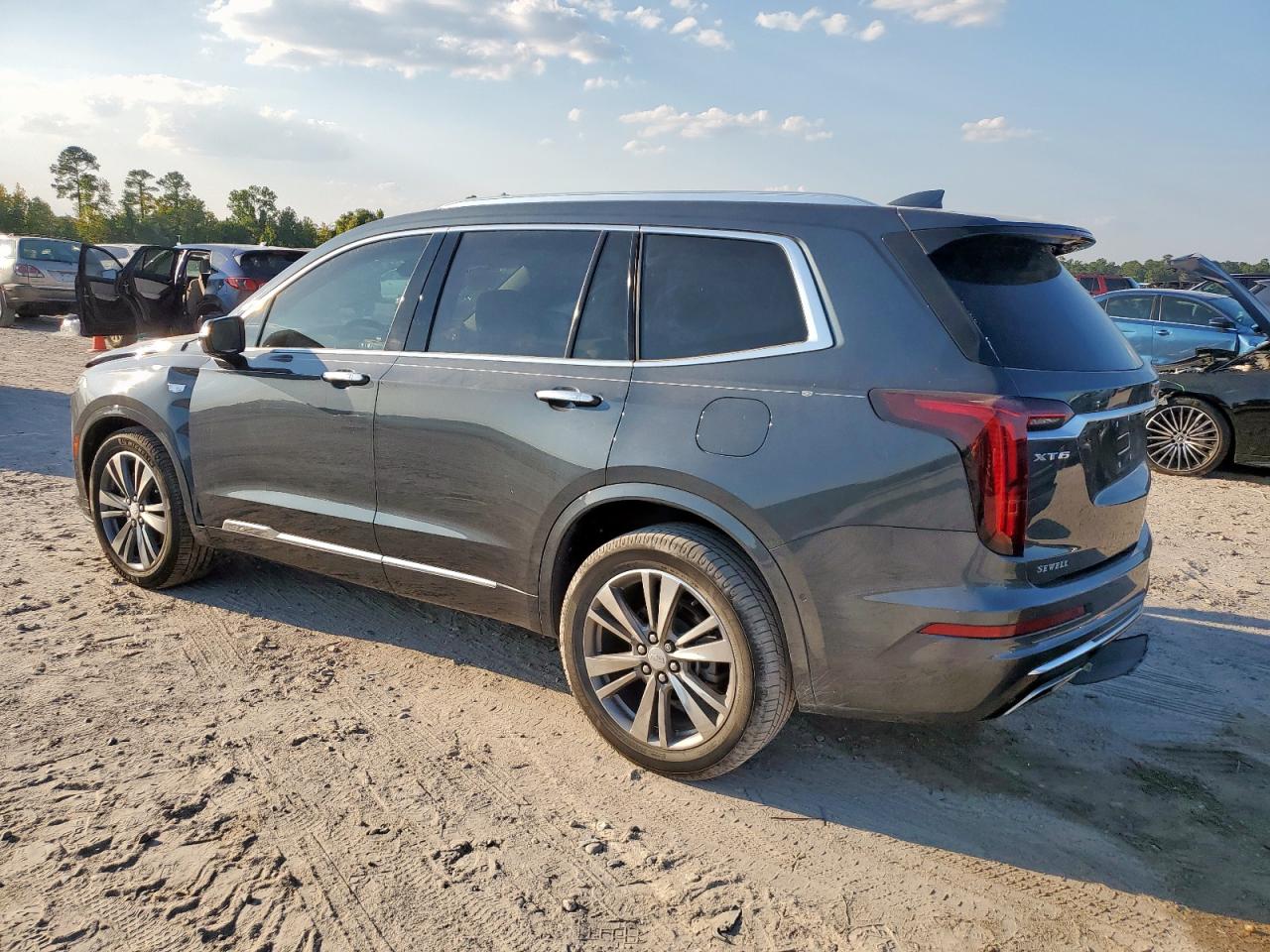 CADILLAC XT6 PREMIUM LUXURY