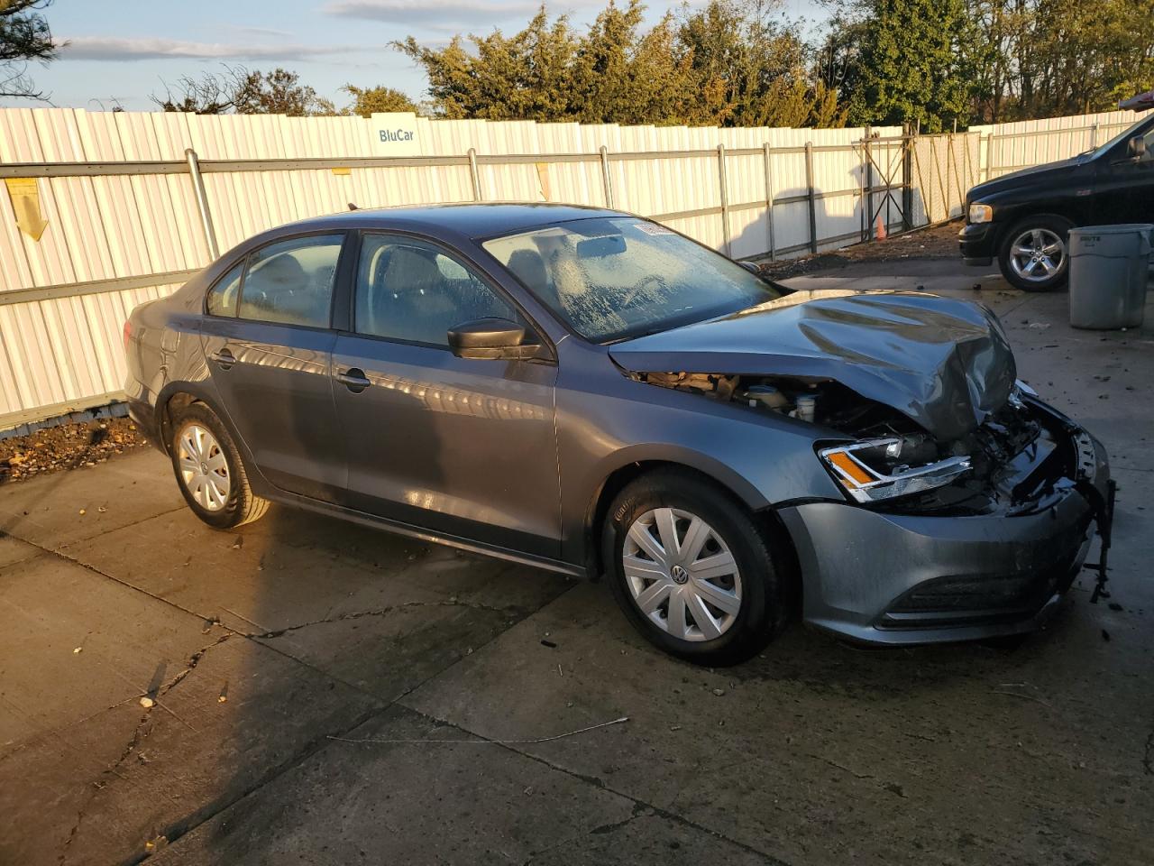 VOLKSWAGEN JETTA BASE