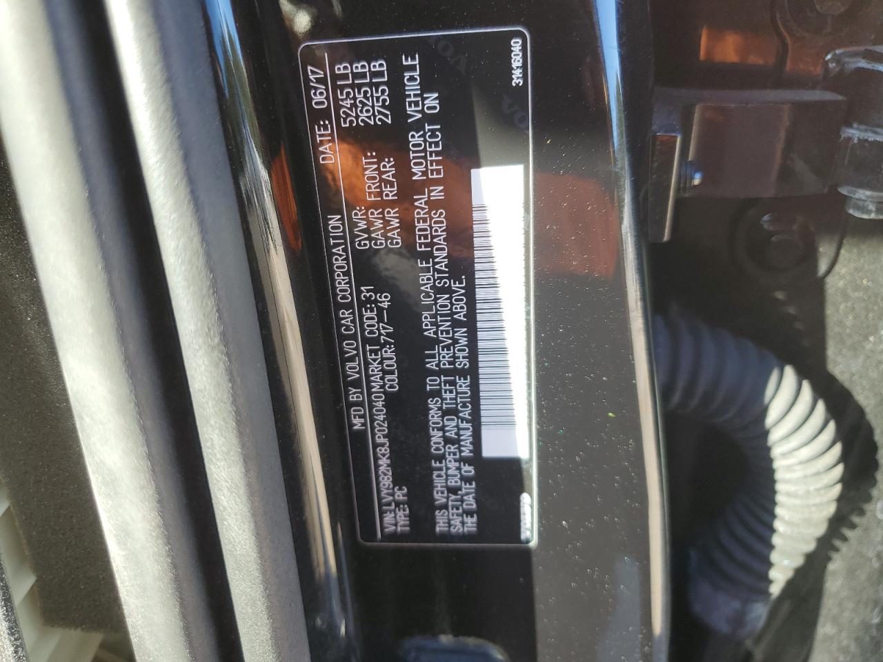 VOLVO S90 T5 MOMENTUM