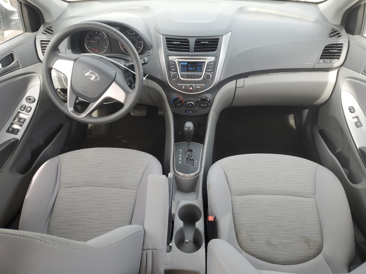 HYUNDAI ACCENT SE