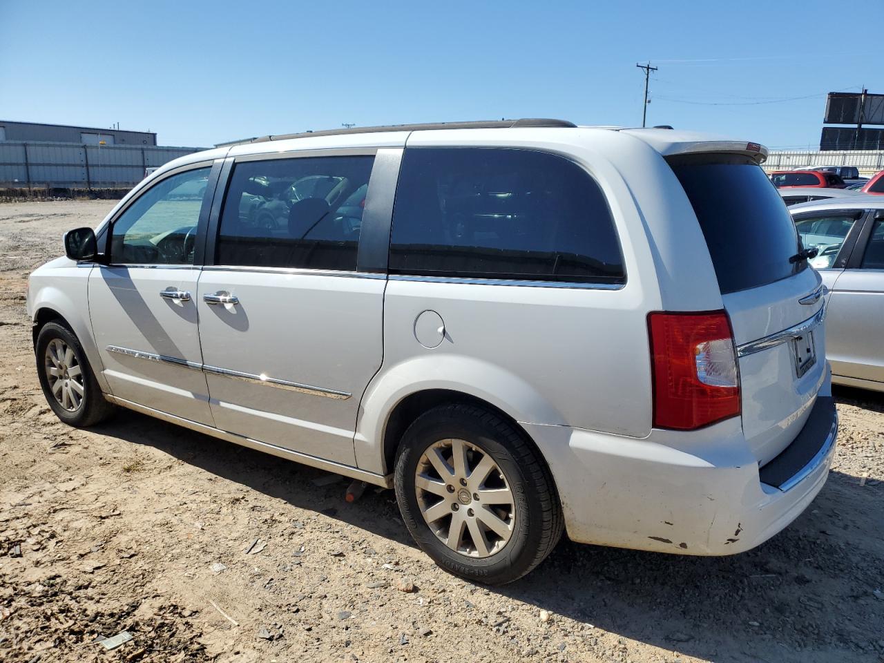 CHRYSLER TOWN & COUNTRY TOURING