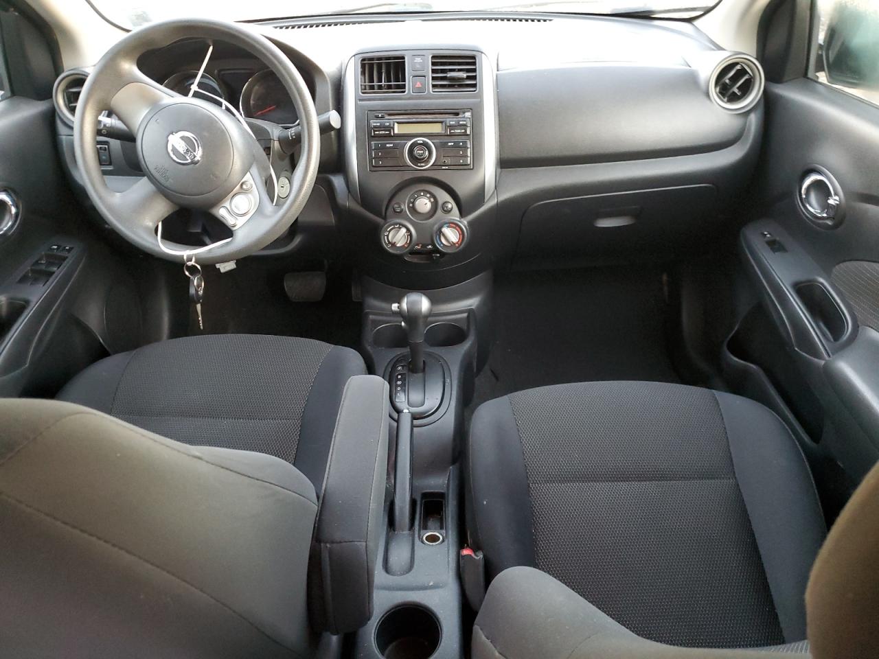 NISSAN VERSA S