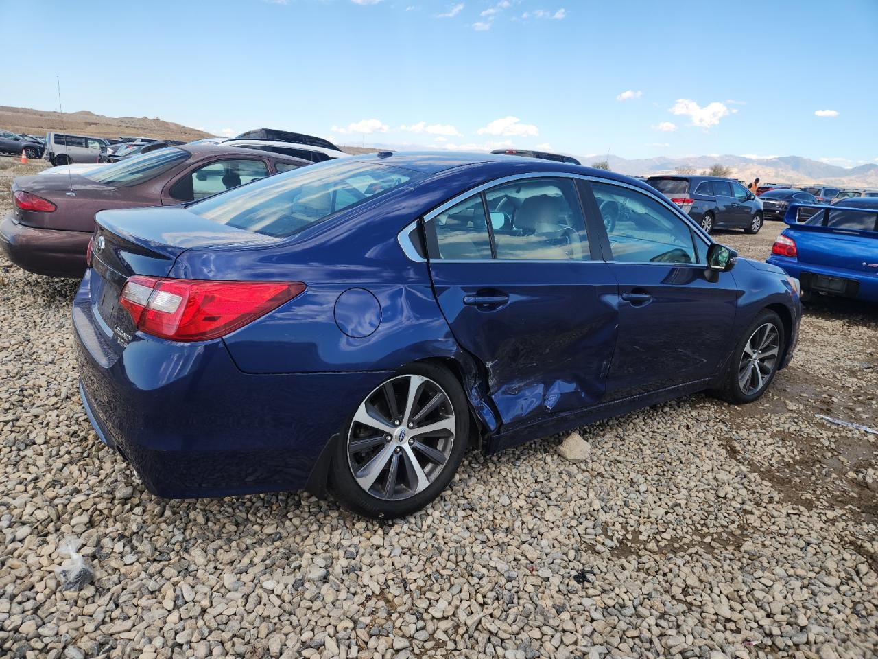 SUBARU LEGACY 3.6R LIMITED