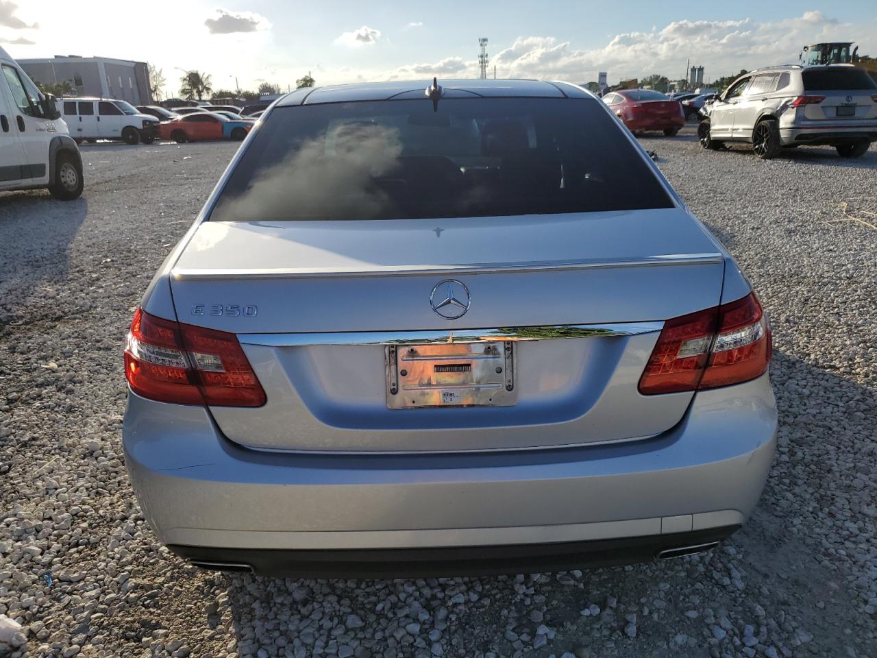 MERCEDES-BENZ E-CLASS 350