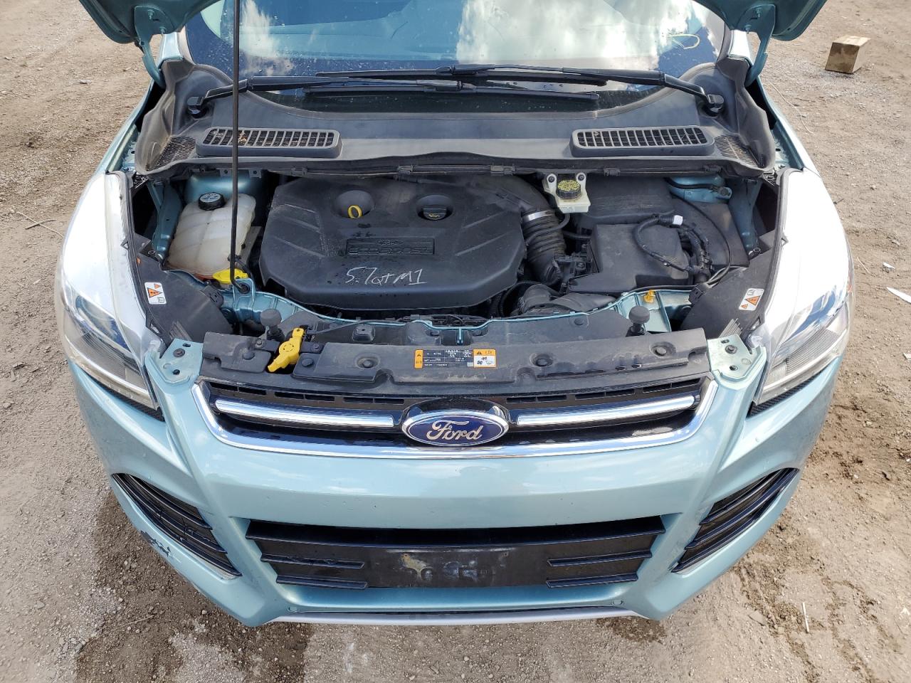 FORD ESCAPE TITANIUM