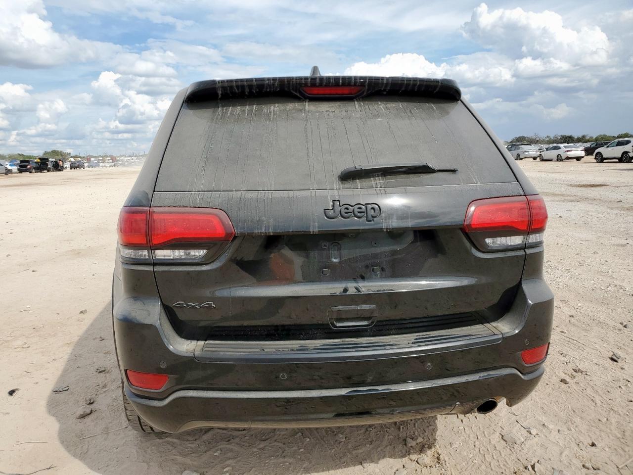 JEEP GRAND CHEROKEE LAREDO E