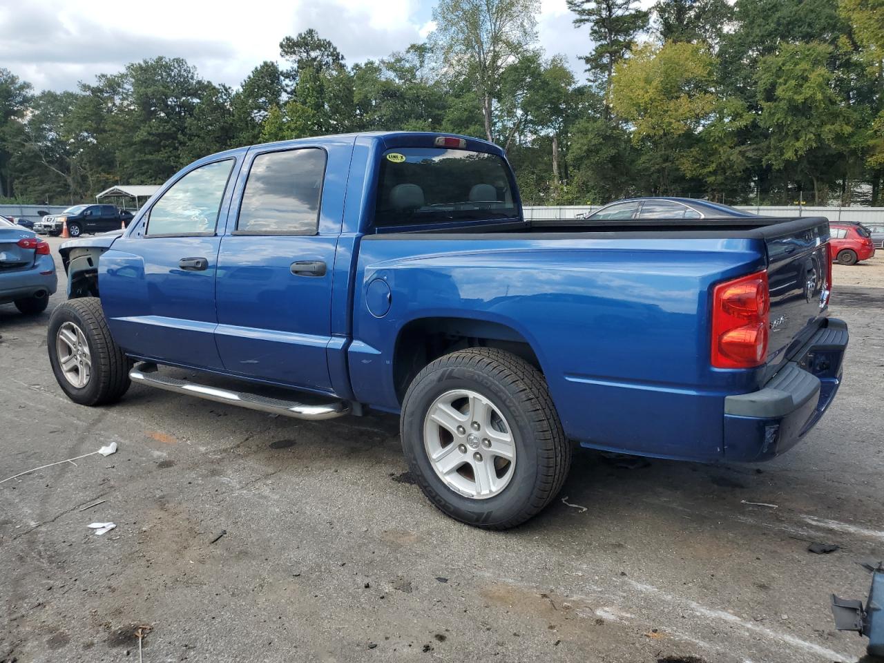DODGE DAKOTA SLT
