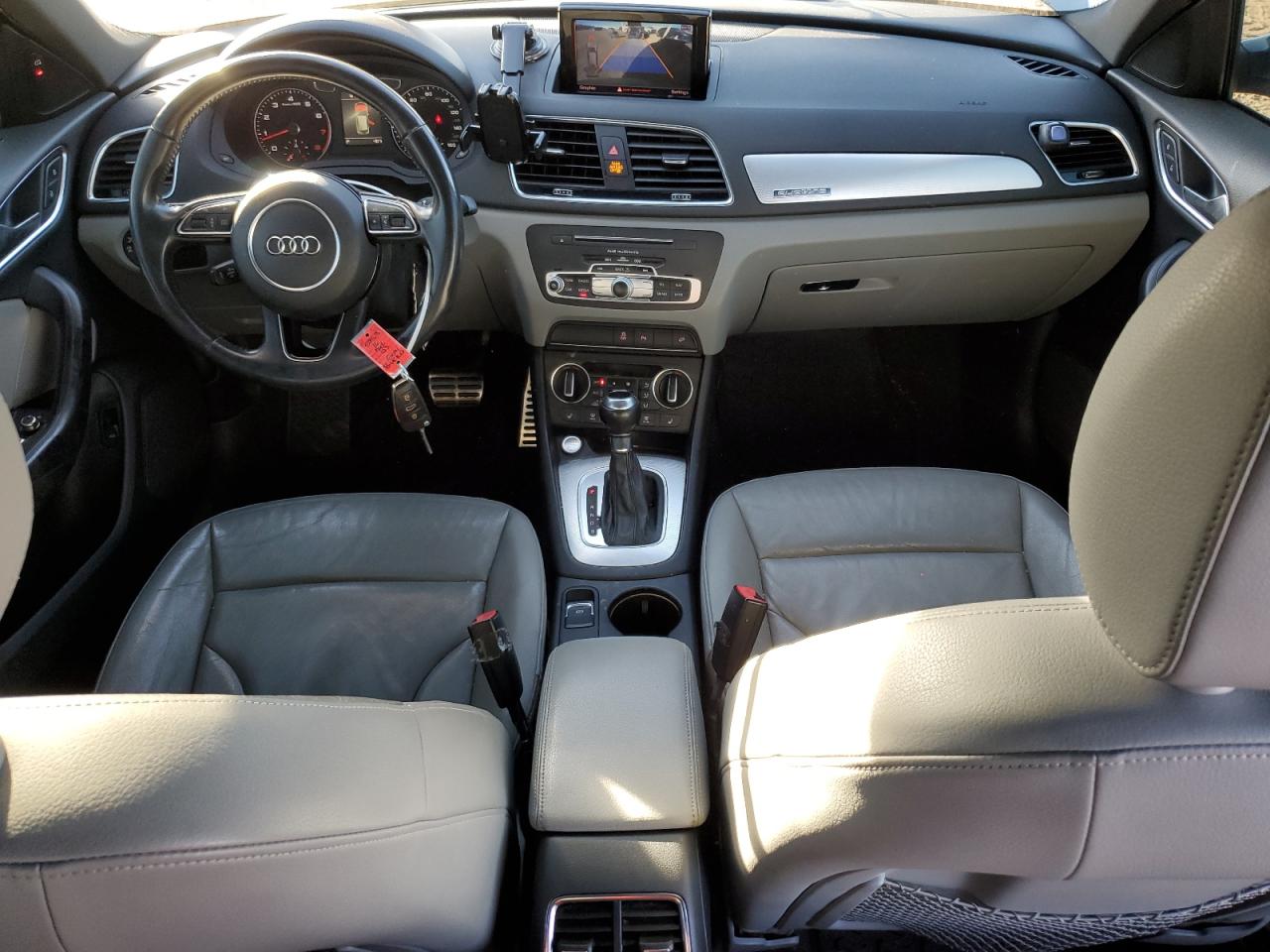 AUDI Q3 PREMIUM PLUS