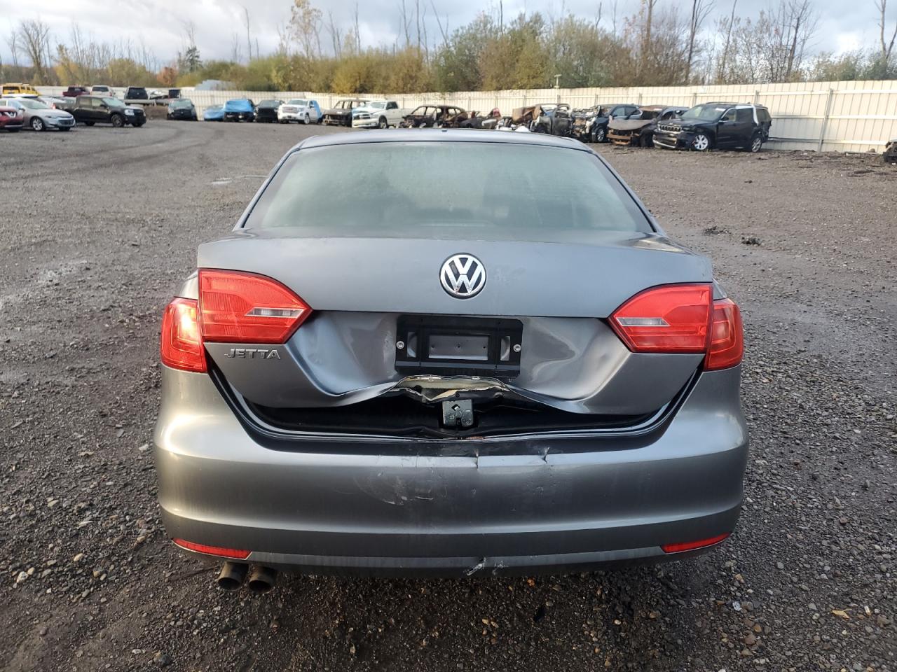 VOLKSWAGEN JETTA BASE