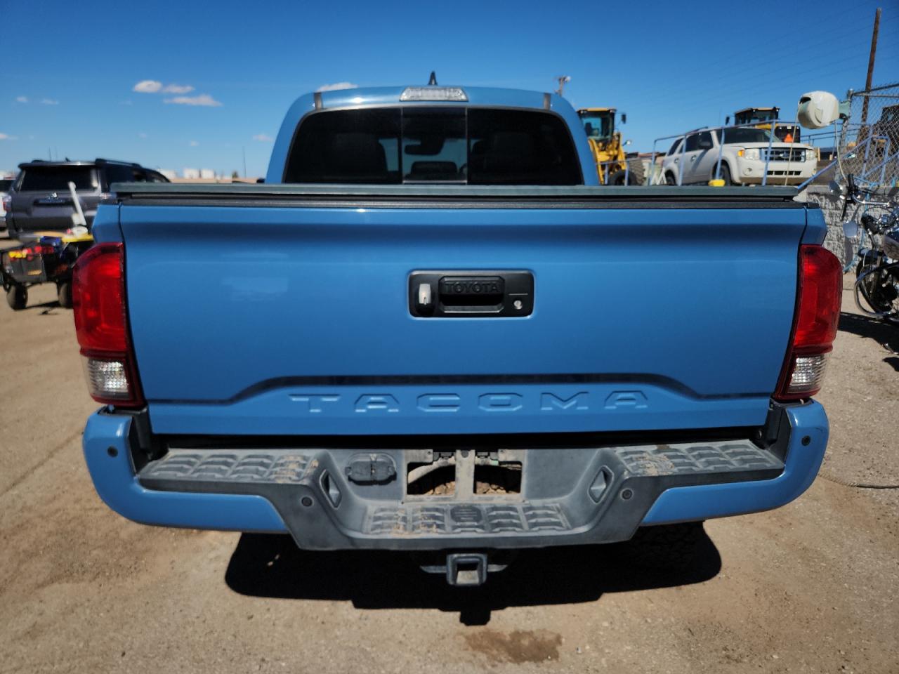 TOYOTA TACOMA DOUBLE CAB