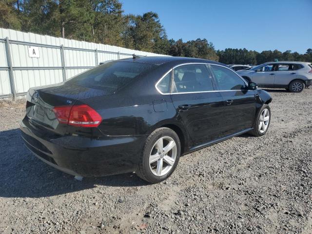 2014 VOLKSWAGEN PASSAT S - 1VWAT7A37EC034016