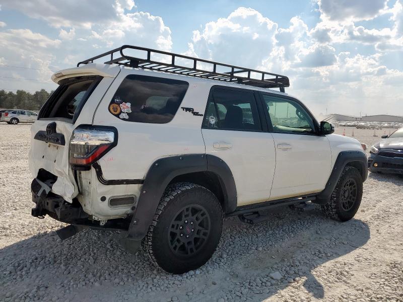 2018 TOYOTA 4RUNNER SR JTEBU5JR9J5530412