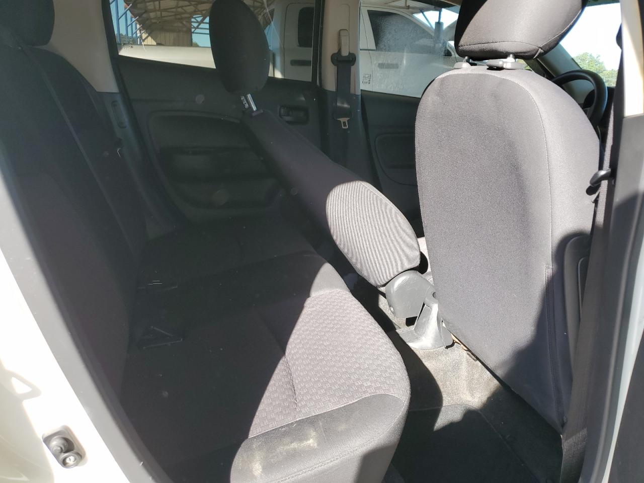 MITSUBISHI MIRAGE ES