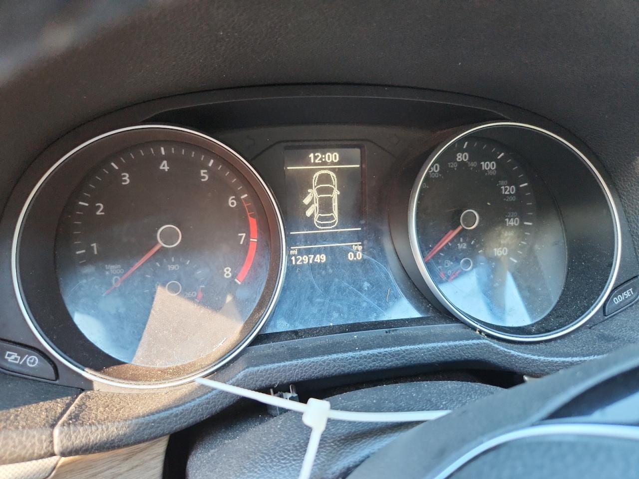 VOLKSWAGEN PASSAT SE