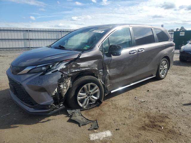2021 TOYOTA SIENNA XSE 5TDXSKFC1MS006236