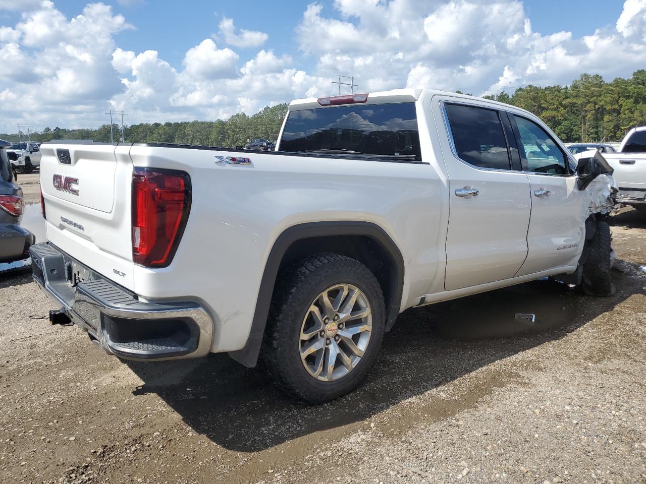 GMC SIERRA K1500 SLT