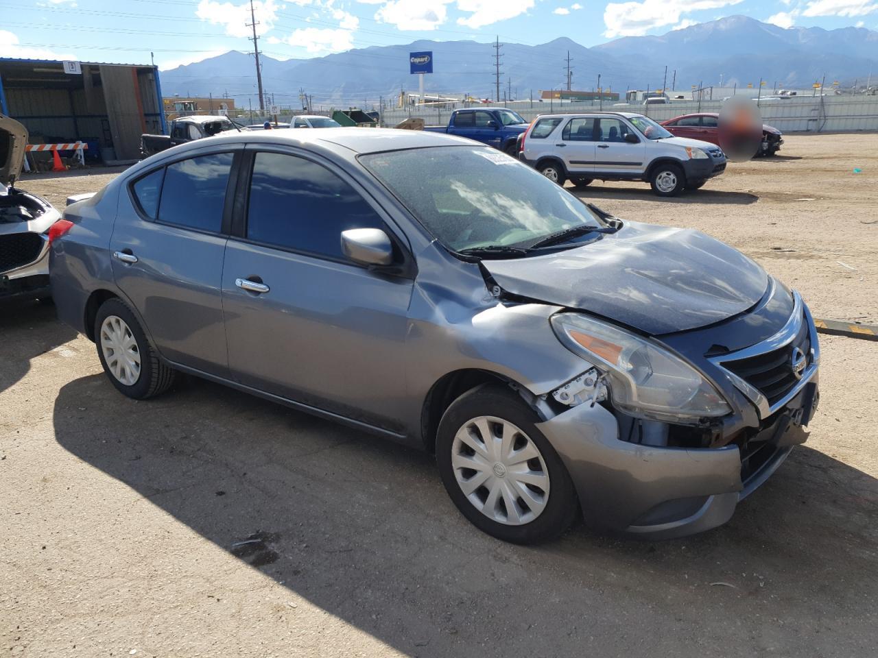 NISSAN VERSA S