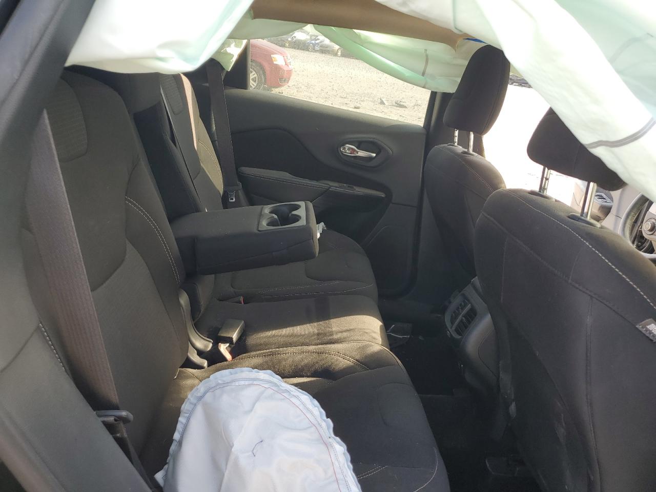 JEEP GRAND CHEROKEE LATITUDE