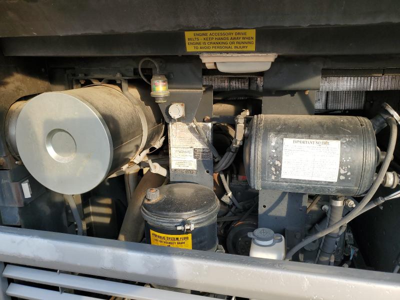 2003 WNBG MOTORHOME #3277084166