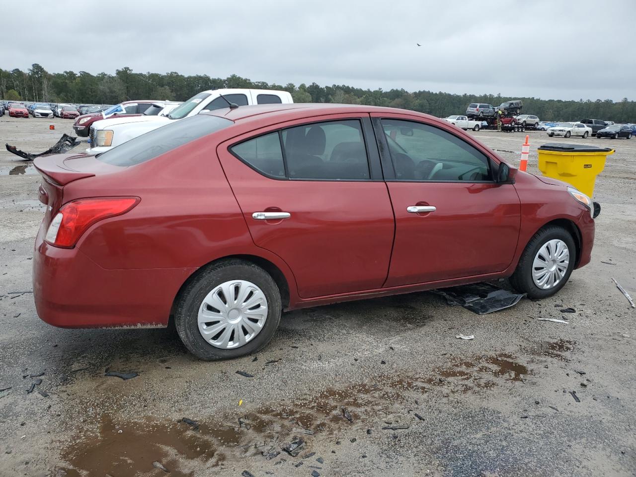 NISSAN VERSA S