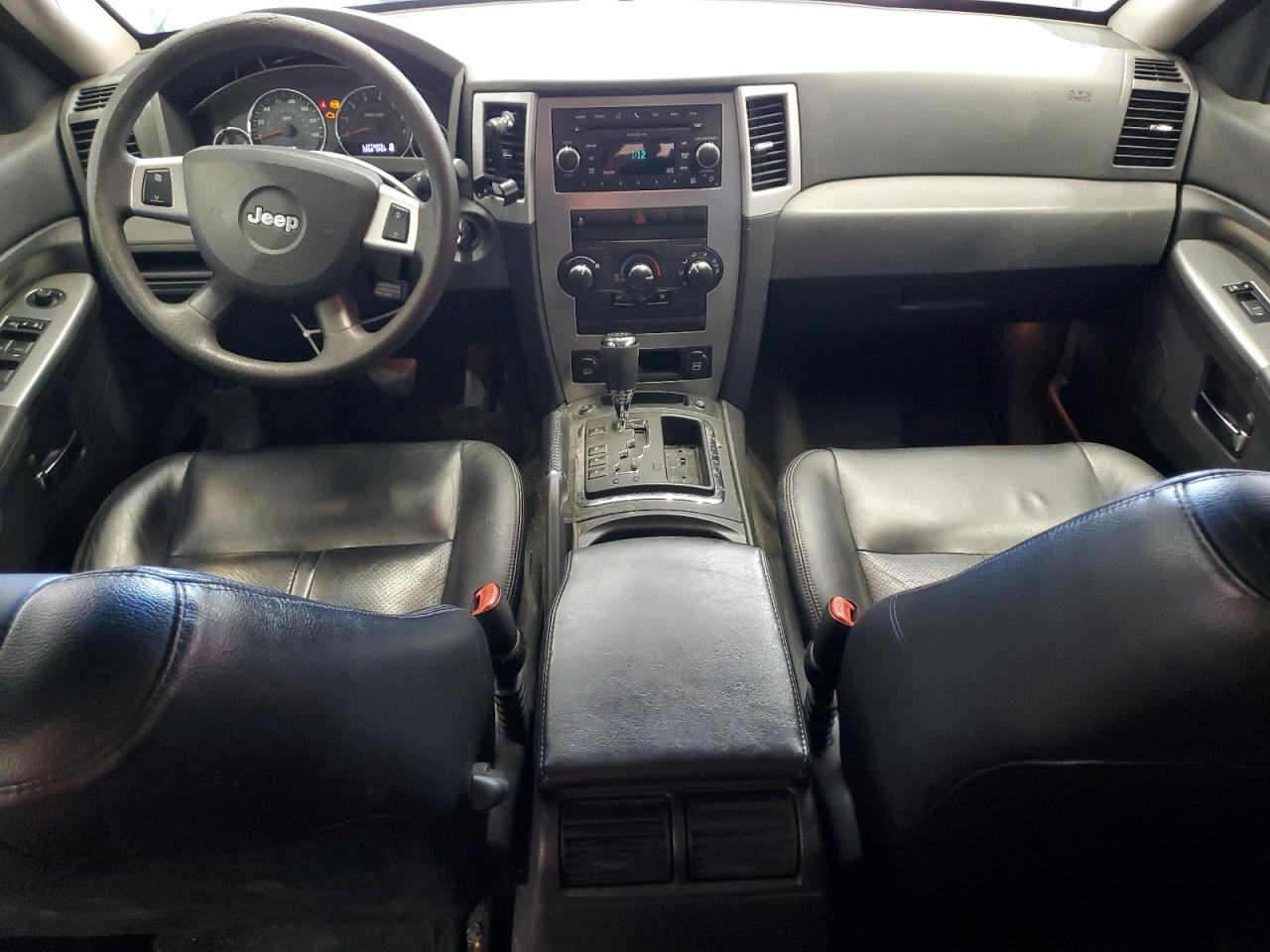 JEEP GRAND CHEROKEE LAREDO