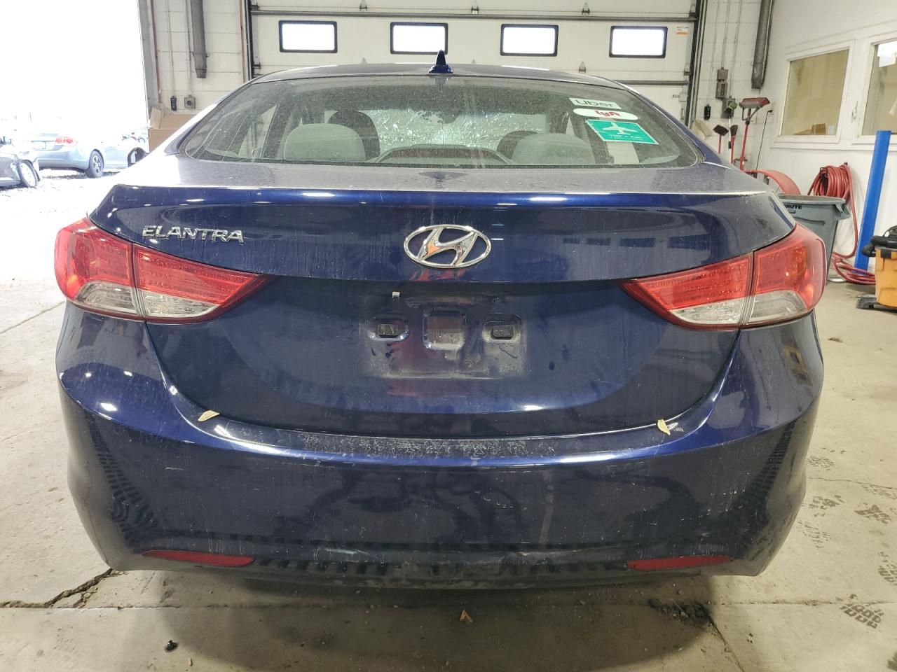 HYUNDAI ELANTRA GLS