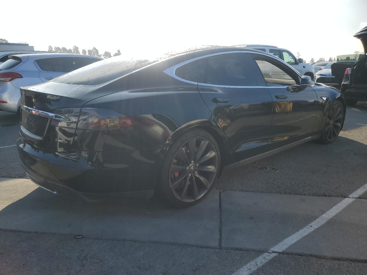 TESLA MODEL S 85D