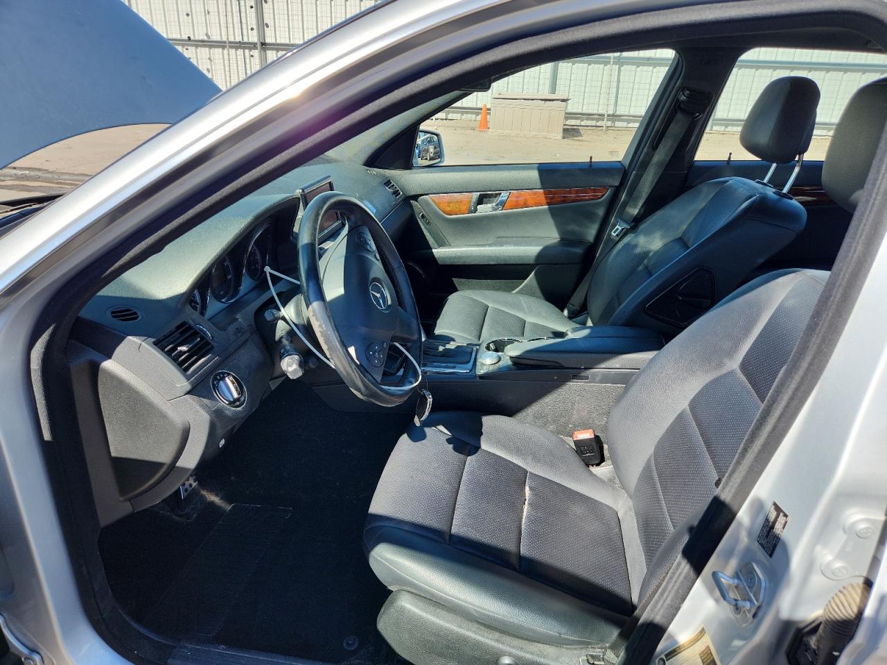 MERCEDES-BENZ C-CLASS 300 4MATIC