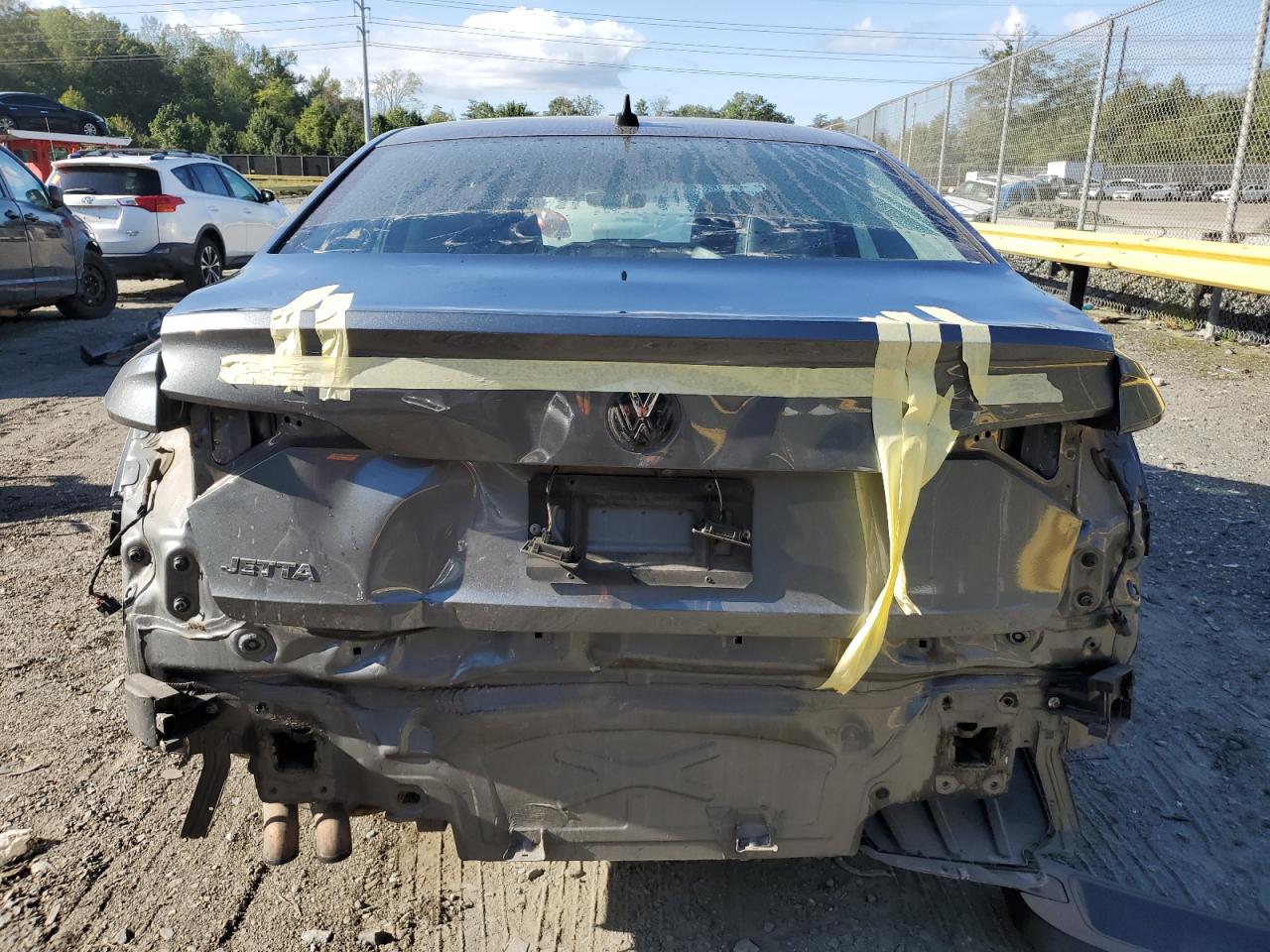 VOLKSWAGEN JETTA SEL PREMIUM