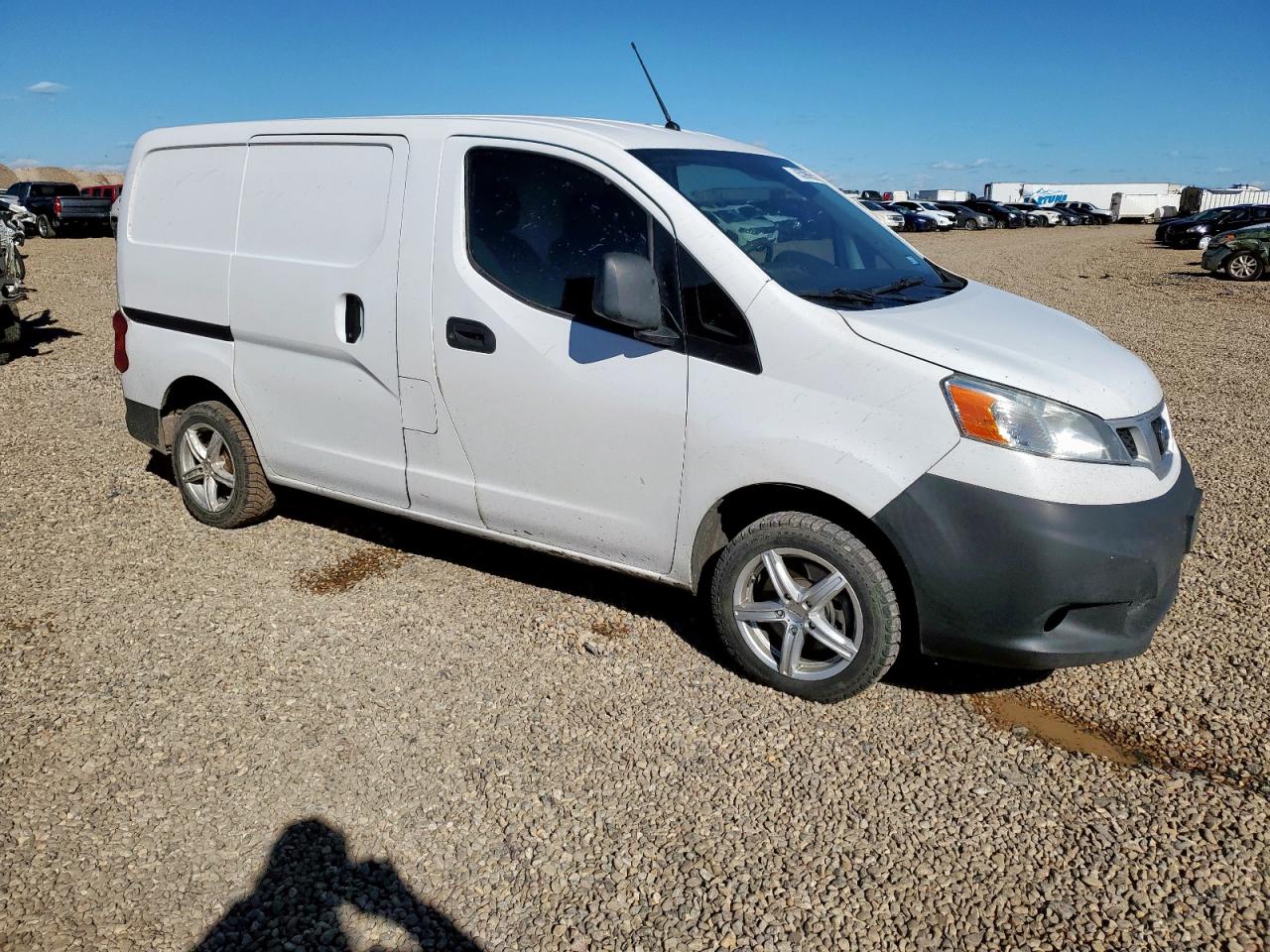 NISSAN NV200 2.5S