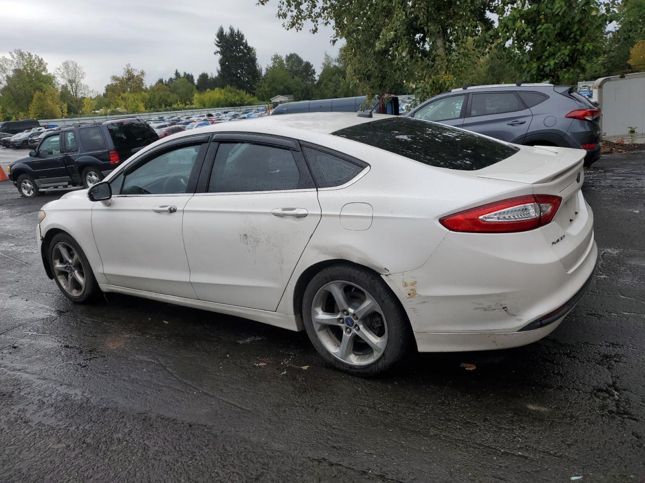 FORD FUSION SE