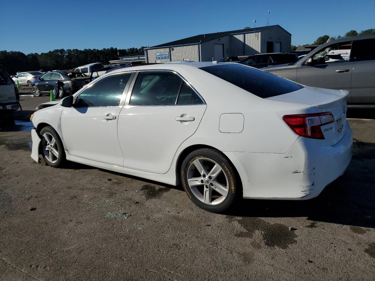 TOYOTA CAMRY L