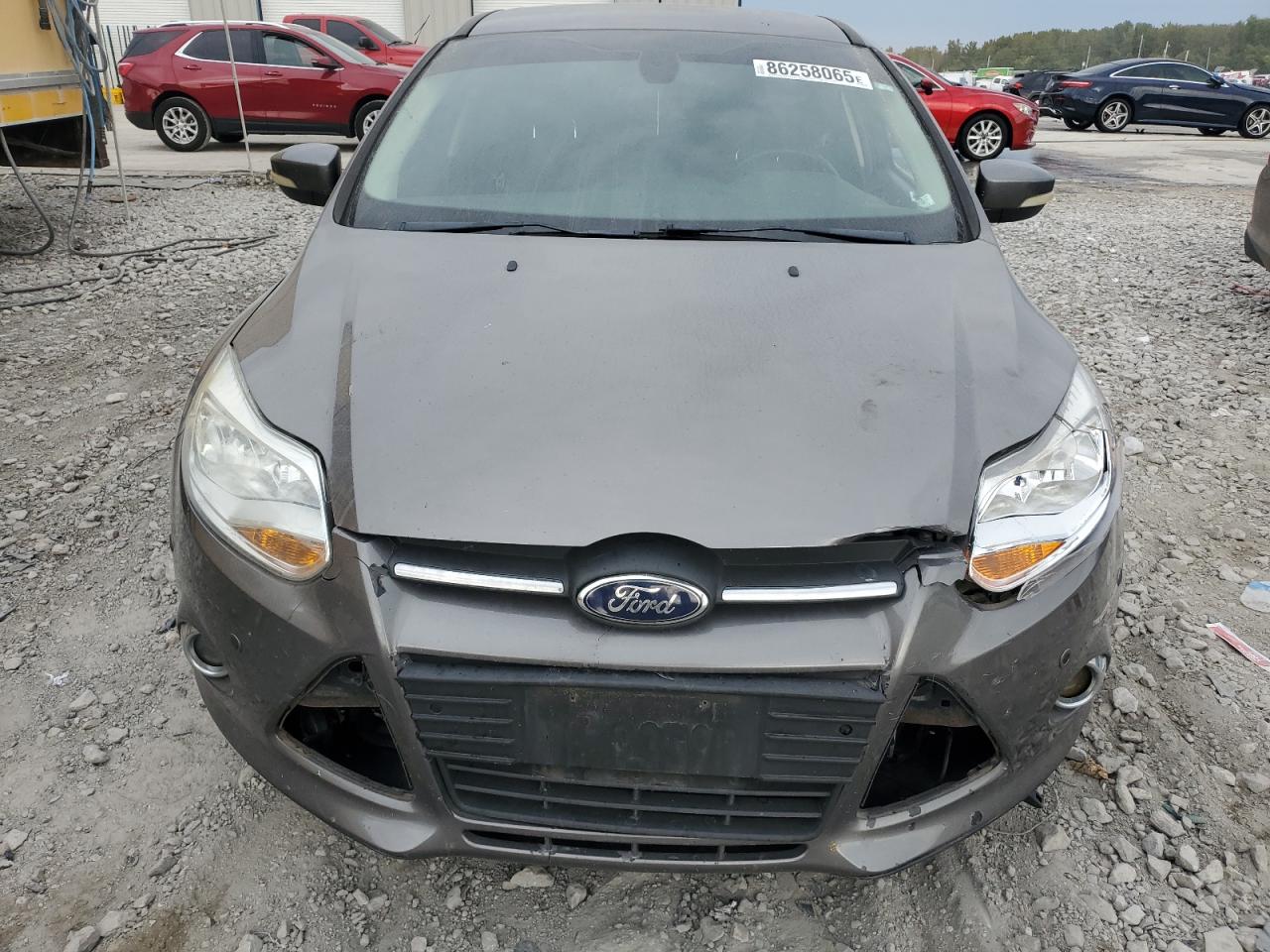 FORD FOCUS TITANIUM